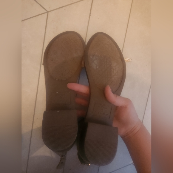 Barely worn rock and candy sandal - Picture 2 of 3